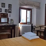 Battuta 3*